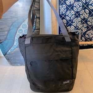 Patagonia Carry-on Tote Bag